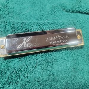 Vintage Hero Harmonica